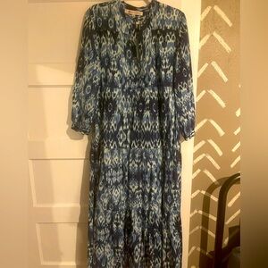 Size medium Ro’s Garden midi dress